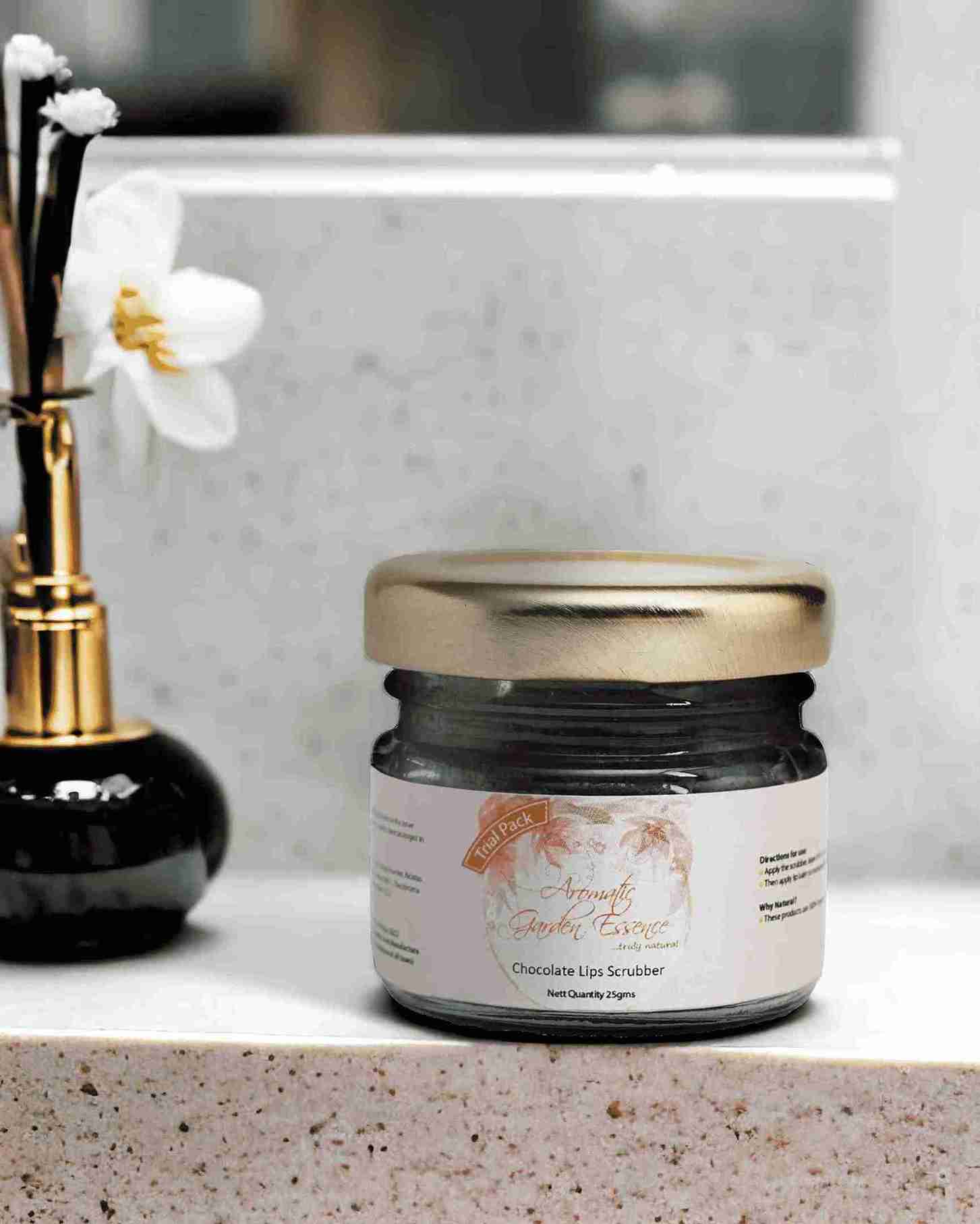 Chocolate Lip Scrub for Moisturised Lips